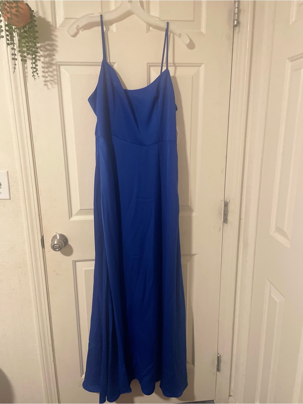 Sleek Cobalt Blue Spaghetti-Strap Wedding Dress
